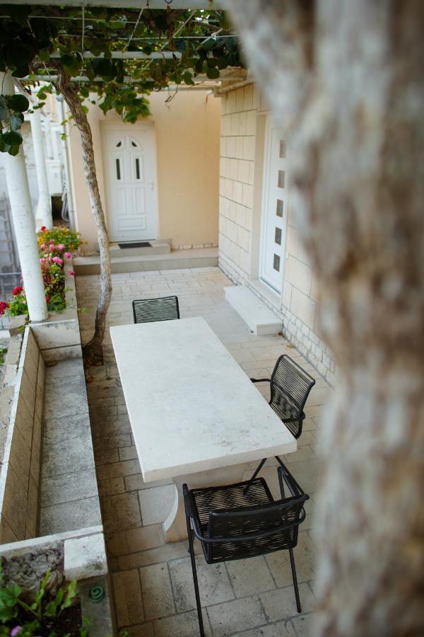 Serious Job Apartment Dubrovnik Exterior foto